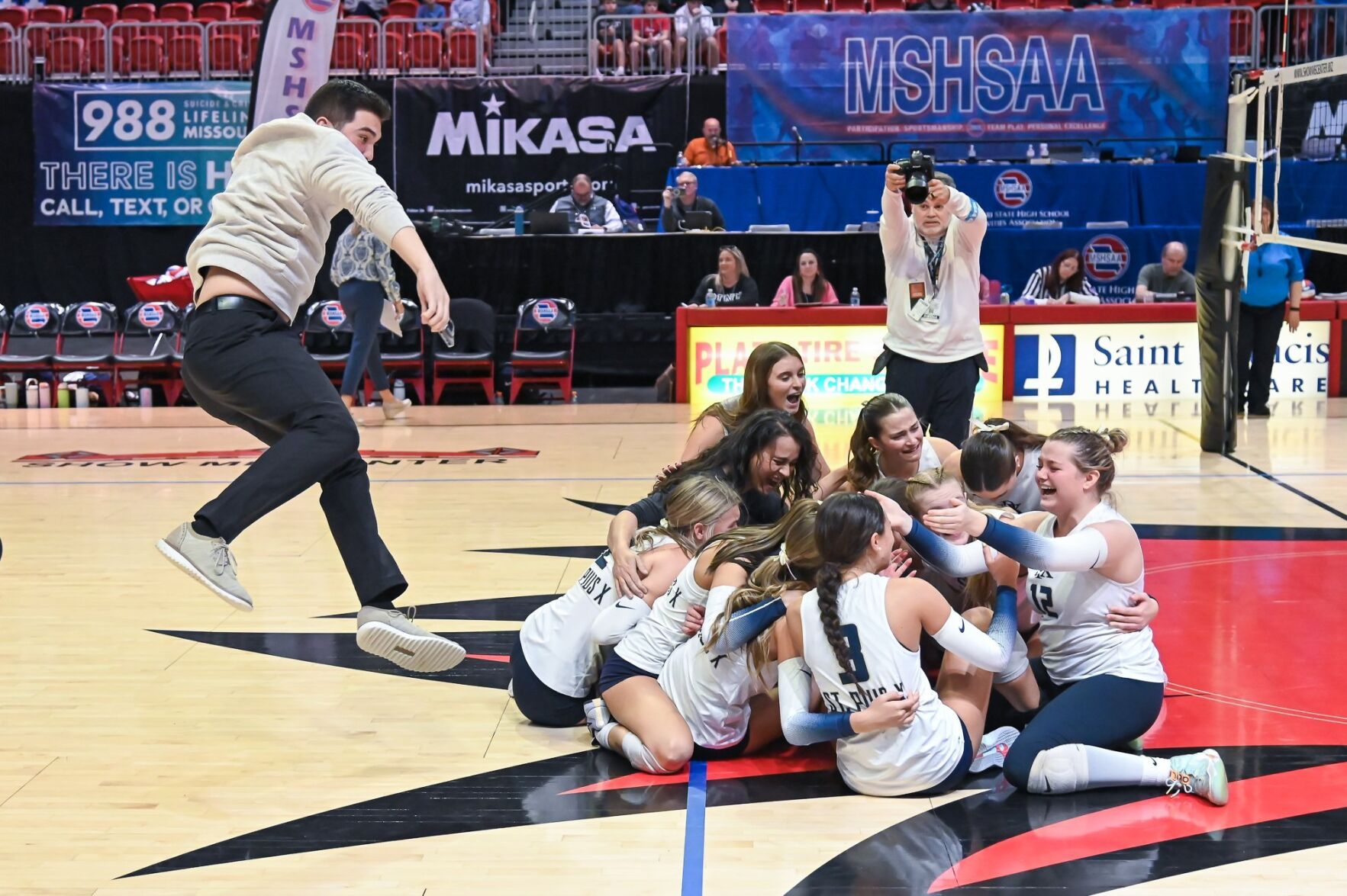 11/7/24 - Girls Volleyball - C4 Champ - St Piux X vs Jefferson City